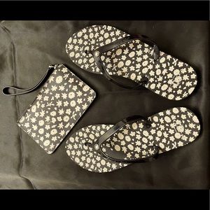 MATCHING COACH flip flops and wristlet.